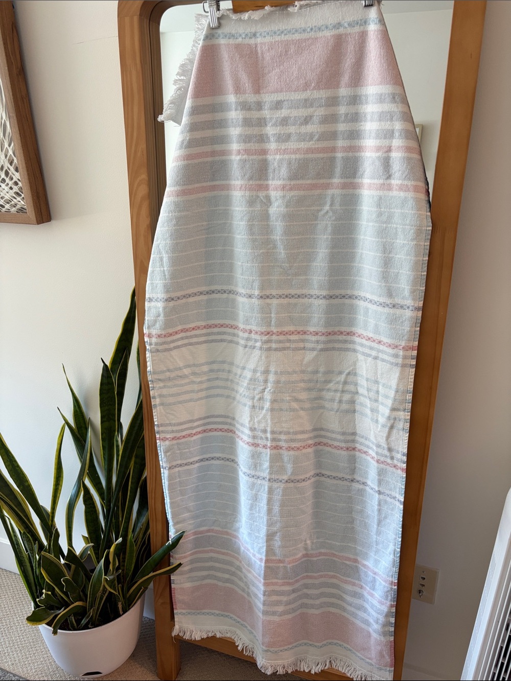 Turkish 100% Cotton Bath Towel with stripes
Accent - Picture 5 of 7